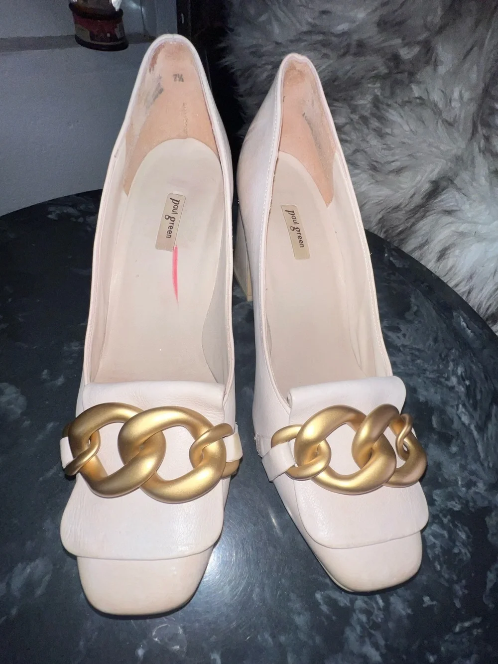 Paul Green Ozzie Leather Pump Heel Slip-On Beige Nude Leather Gold Chain - Picture 5 of 14